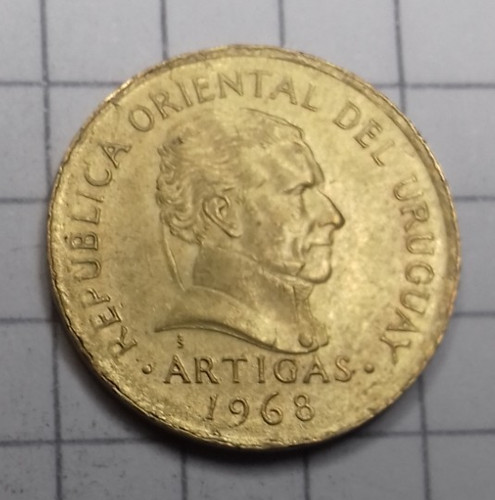 Uruguay peso 1968 a11 - 1,